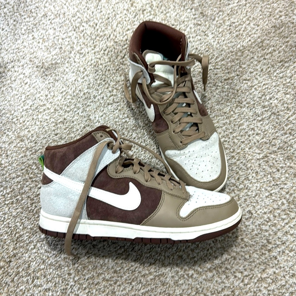 Nike Dunk High light chocolate